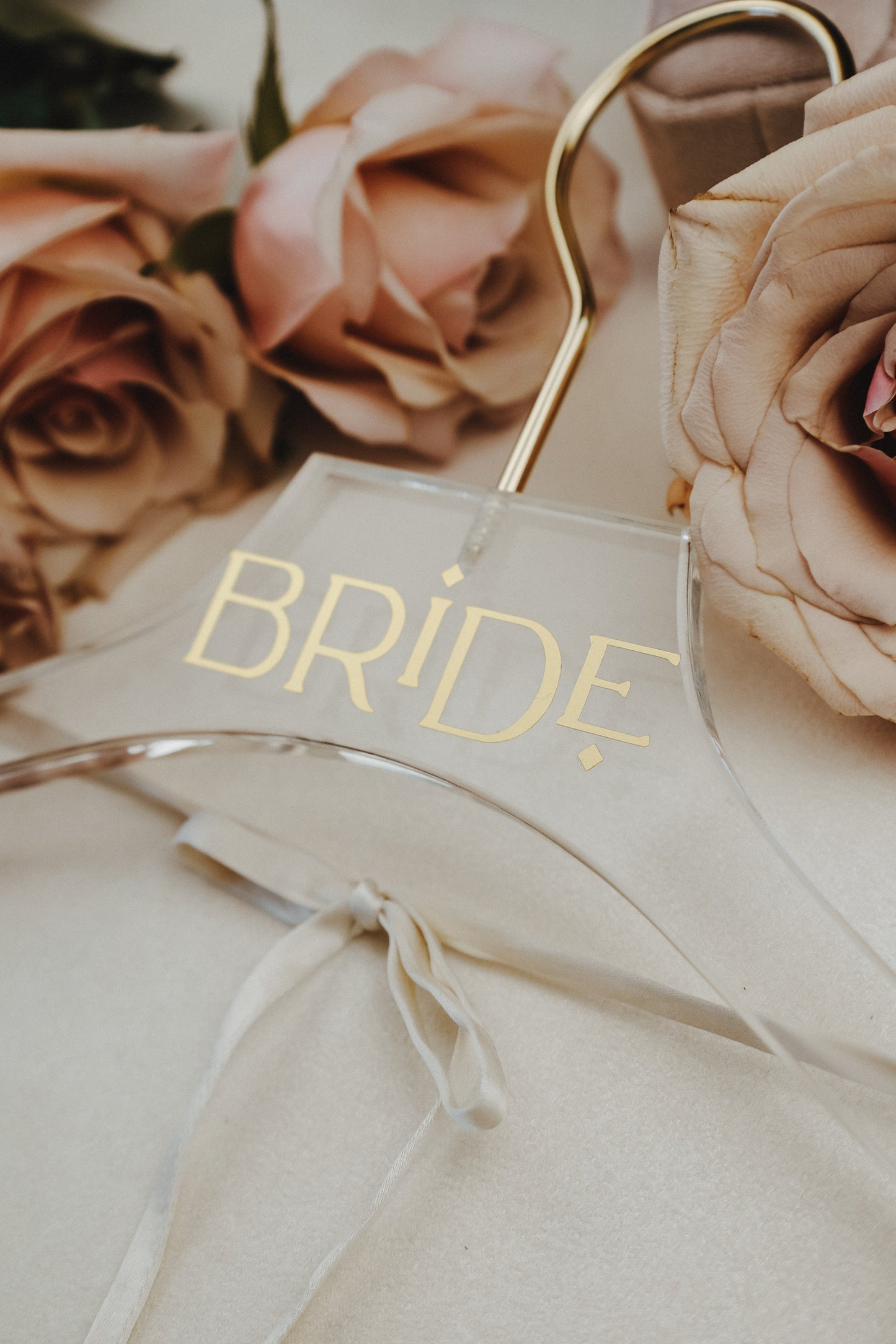 Customizable acrylic wedding dress hanger with name in gold, silver, white, black, rose gold, or champagne