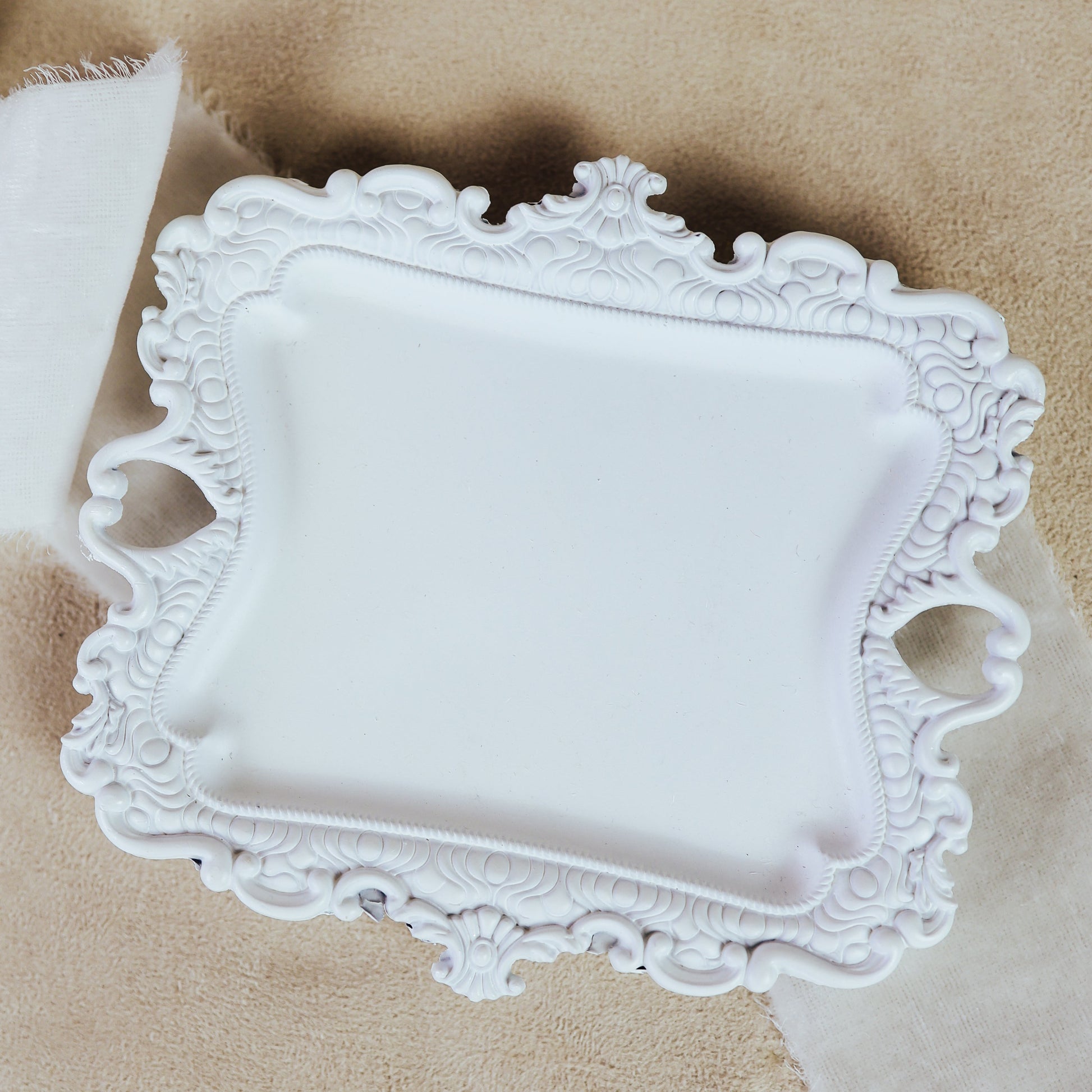 Flat Lay Styling Accessory Vintage Style Ring Dish with White Finish